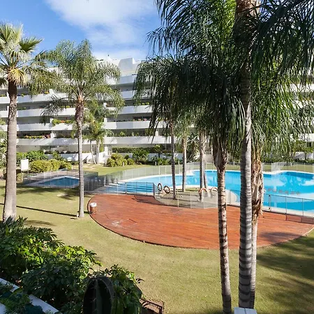 Puerto Banus Getaway Giant Heated Pool And Gym 公寓 马尔韦利亚